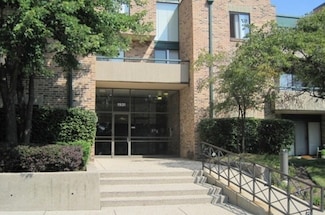 1931 Prairie Square Unit 1931, Schaumburg, IL 60173