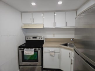 4550 NW 9th St Unit 709E, Miami, FL 33126