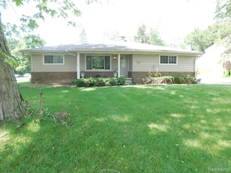 7990 Little Farm Ln, West Bloomfield, MI 48322