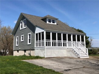 43 Samuel Gorton Ave, Warwick, RI 02889