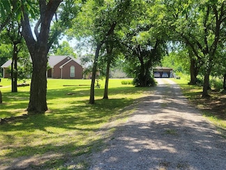 20758 N Cr 3220 Rd, Pauls Valley, OK 73075