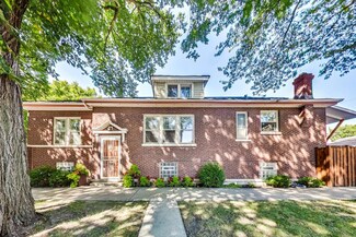 746 S Oak Park Ave, Oak Park, IL 60304