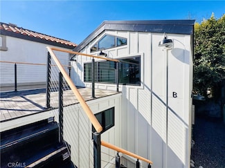 1105 Stanford Ave, Redondo Beach, CA 90278