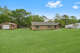 139 Florence Dr, Onalaska, TX 77360