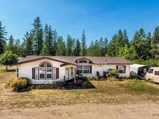 6437 N Dover Rd, Nine Mile Falls, WA 99026
