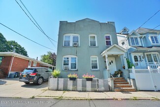 40 Fletcher St, Staten Island, NY 10305
