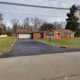 6409 Durban Rd, Dayton, OH 45459