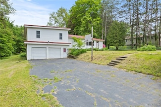 2118 Shirley Rd, North Collins, NY 14111