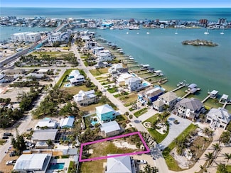 844 San Carlos Dr, Fort Myers Beach, FL 33931