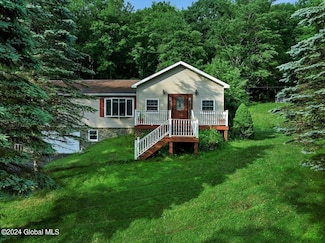 334 Cole Hollow Rd, West Fulton, NY 12194