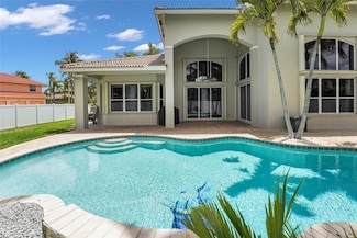15953 SW 8th St, Pembroke Pines, FL 33027