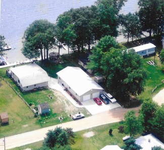 22735 Lake Dr, Pierson, MI 49339