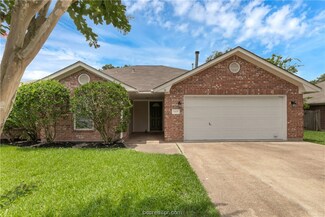 1409 Southern Plantation Dr, College Station, TX 77845