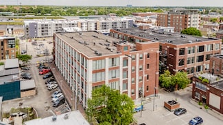 624 E Walnut St Unit 26, Indianapolis, IN 46204