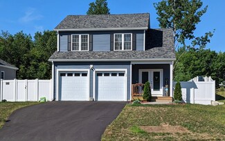 28 Candlelight Ln, Bellingham, MA 02019