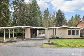 8515 Valhalla Dr, Everett, WA 98208