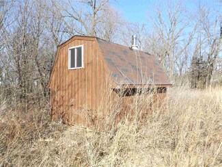 5732 N Dutch Hollow Rd, Potosi, WI 53820