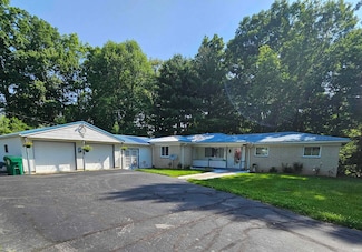989 S Cataract Rd, Spencer, IN 47460