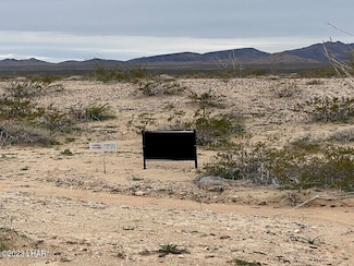 3079 S Golden Spike Rd, Yucca, AZ 86438