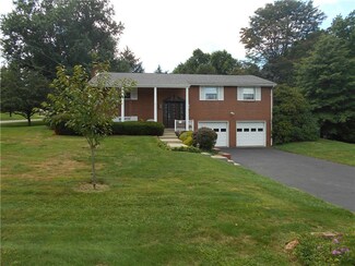 5813 Torrance Dr, Export, PA 15632
