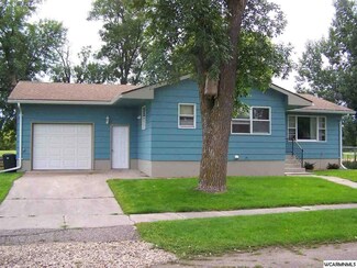 212 Main St E, Dumont, MN 56236