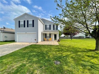 8249 Spring Wind Dr, Indianapolis, IN 46239