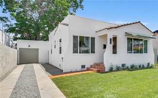 1242 E Poinsettia St, Long Beach, CA 90805