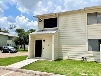 4511 Carter Creek Pkwy, Bryan, TX 77802