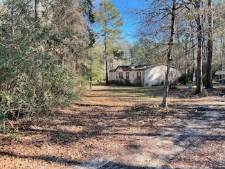 332 Sandy Ln, Moscow, TX 75960