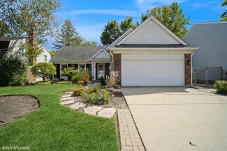 3 Greenvale Rd, Vernon Hills, IL 60061