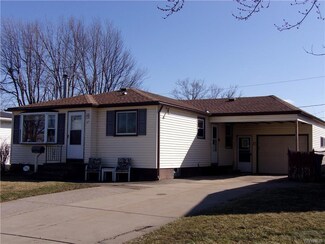 67 Sprucewood Dr, Buffalo, NY 14227