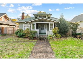 1114 SE Bidwell St, Portland, OR 97202