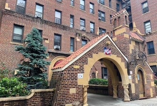 37-21 80th St Unit 6, Jackson Heights, NY 11372