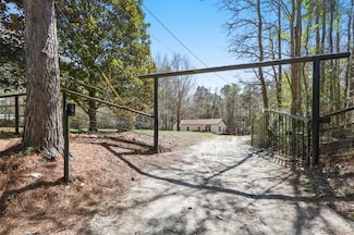 615 Bentwood Bend, Livingston, TX 77351