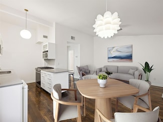 1503 W 9th St Unit 204, Austin, TX 78703