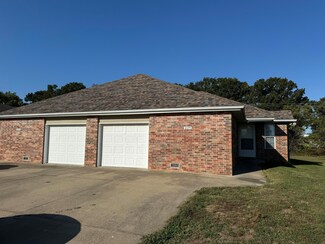 2271 2273 S Hartford Ave, Bolivar, MO 65613