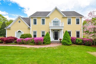 9 Fiddle Neck Ln, Southborough, MA 01772