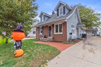 2172 S 98th St, Milwaukee, WI 53227