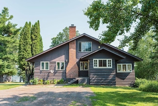 5607 Skogvei Rd, Duluth, MN 55803