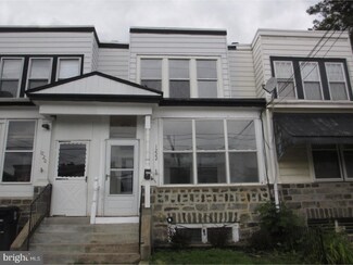 1222 E 9th St, Crum Lynne, PA 19022