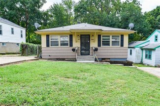 9305 E 15th St S, Independence, MO 64052