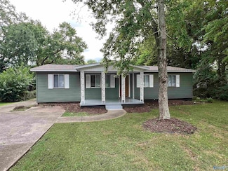 705 Mastin Lake Rd NE, Huntsville, AL 35811
