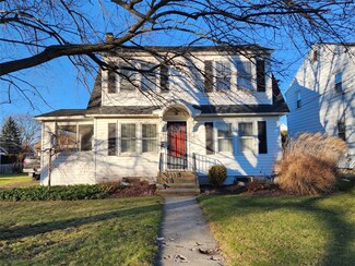 3110 Buckingham Rd, Endicott, NY 13760
