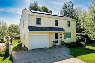 421 Toepfer Ave, Madison, WI 53711