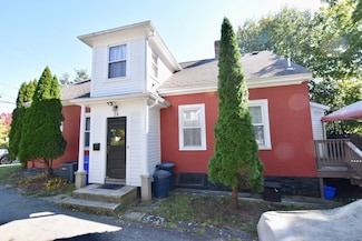 24 1st St, Taunton, MA 02780