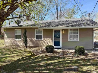 614 S Elm St, Cambria, IL 62915