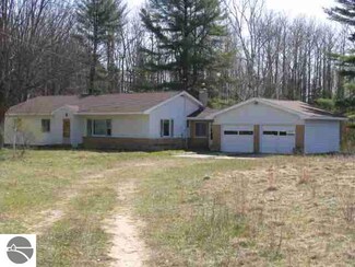 3923 Power Drive 14 56, Mikado, MI 48745