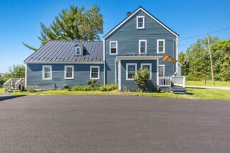 15 Bartlett St, Saco, ME 04072