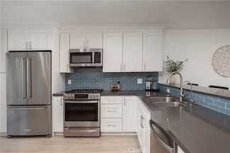 17689 Los Jardines W, Fountain Valley, CA 92708