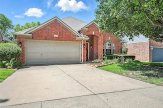 4917 Summer Oaks Ln, Fort Worth, TX 76123